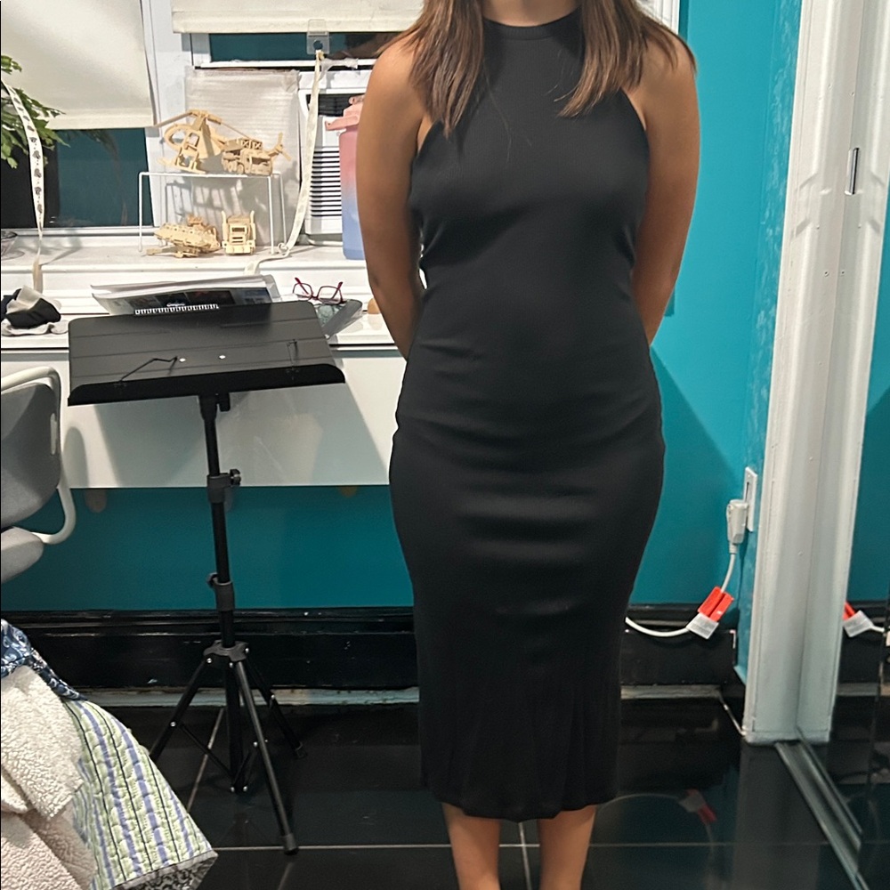 Elegant Black Sleeveless Dress